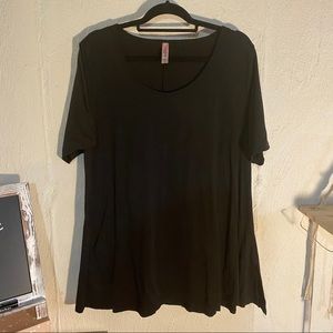 Solid Black Lularoe Perfect T